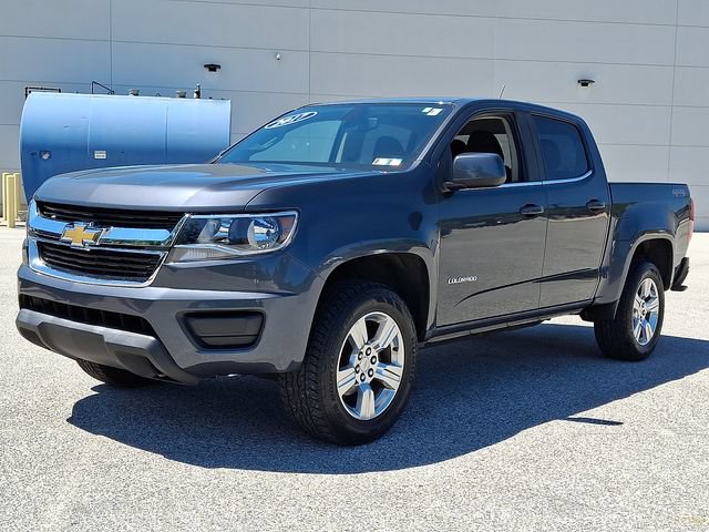 Used 2017 Chevrolet Colorado LT AWD/4WD image 6