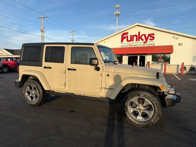 Used 2017 Jeep Wrangler Unlimited Sahara w/ Connectivity Group