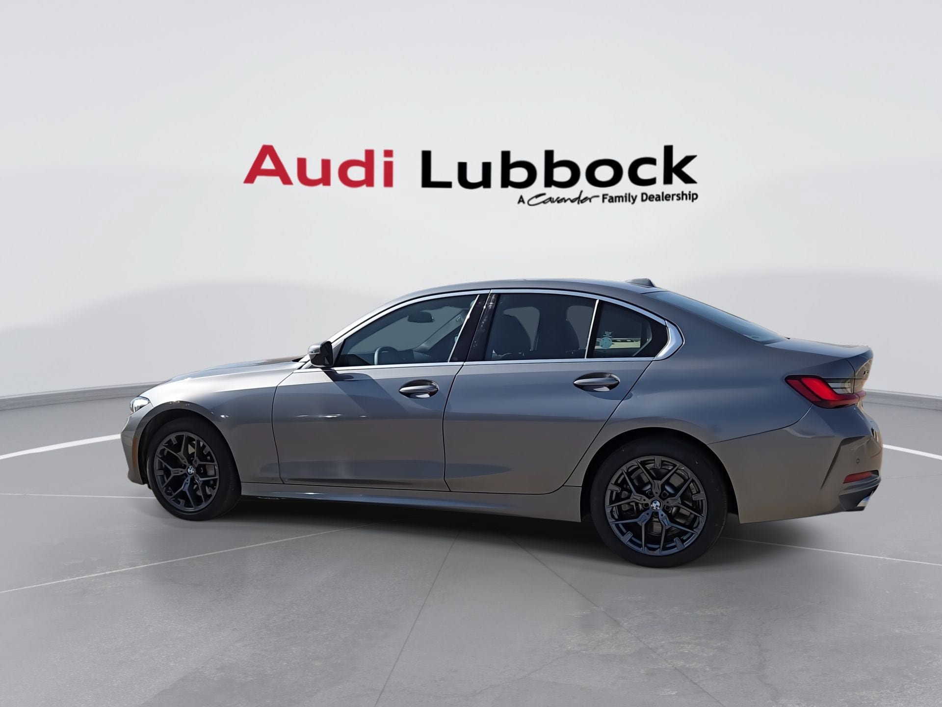 Used 2026 BMW 330i xDrive Sedan AWD/4WD image 6