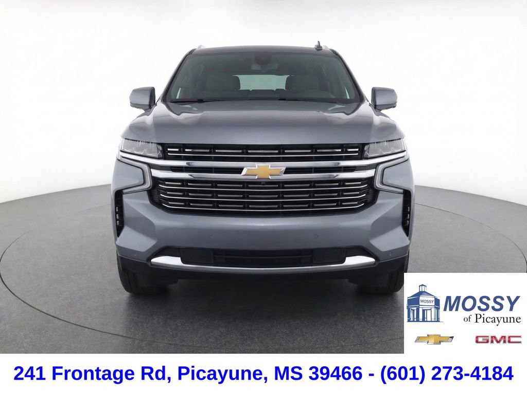Used 2021 Chevrolet Suburban LT w/ LT Signature Package image 6
