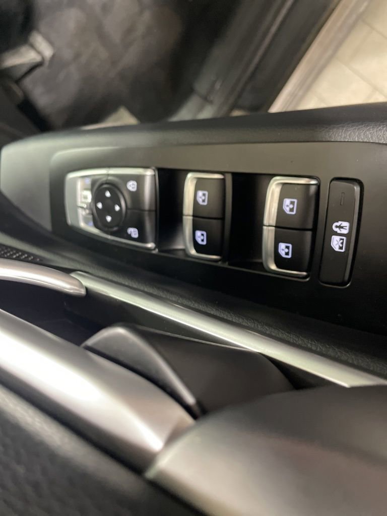 Certified 2022 Kia Telluride S image 20