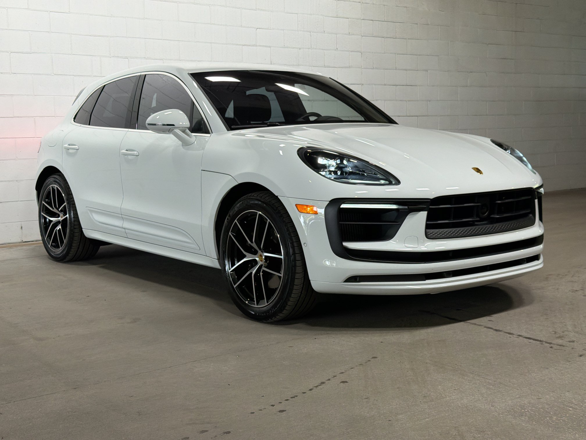 Certified 2026 Porsche Macan S AWD/4WD image 6