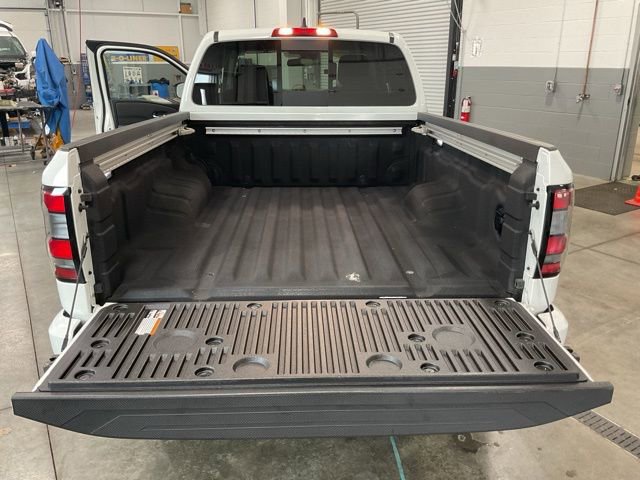 Used 2024 Nissan Frontier SV w/ SV Convenience Package image 20