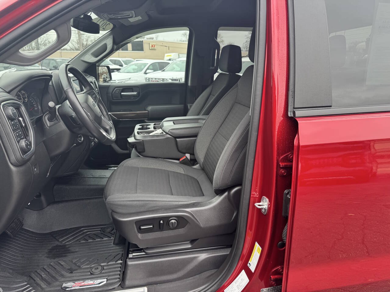 Used 2021 Chevrolet Silverado 1500 RST AWD/4WD image 7