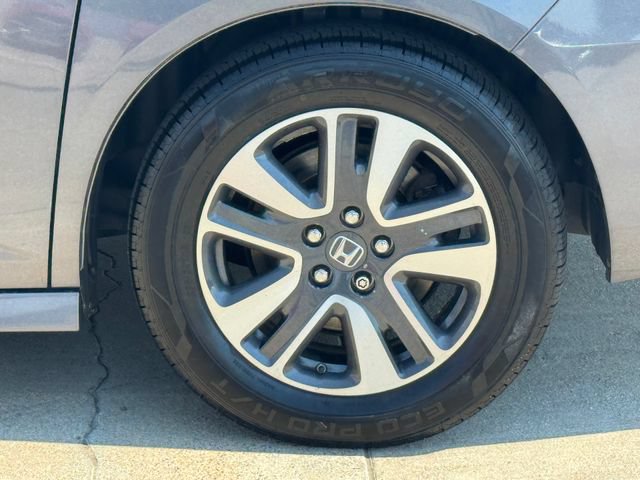 Used 2016 Honda Odyssey Touring Elite image 7