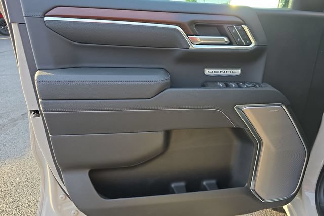 New 2026 GMC Sierra 1500 Denali w/ Denali Reserve Package AWD/4WD image 23