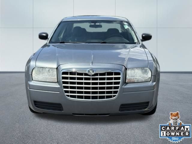 Used 2007 Chrysler 300 RWD image 5