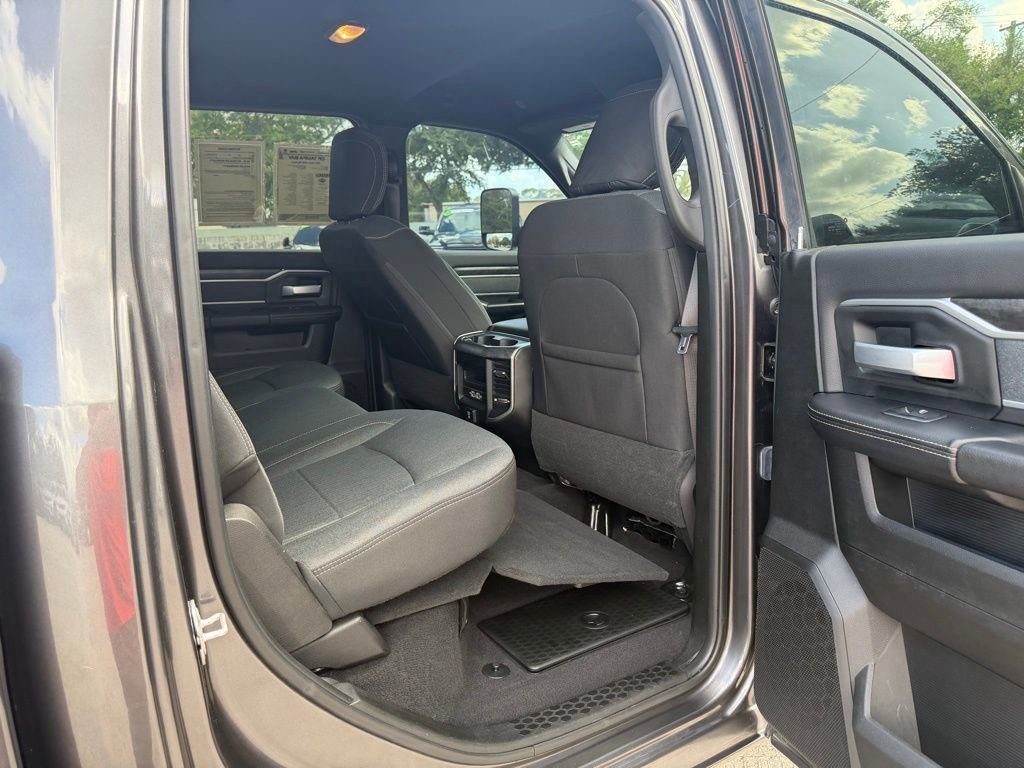 Certified 2021 RAM 3500 Big Horn w/ Level B Equipment Group image 34