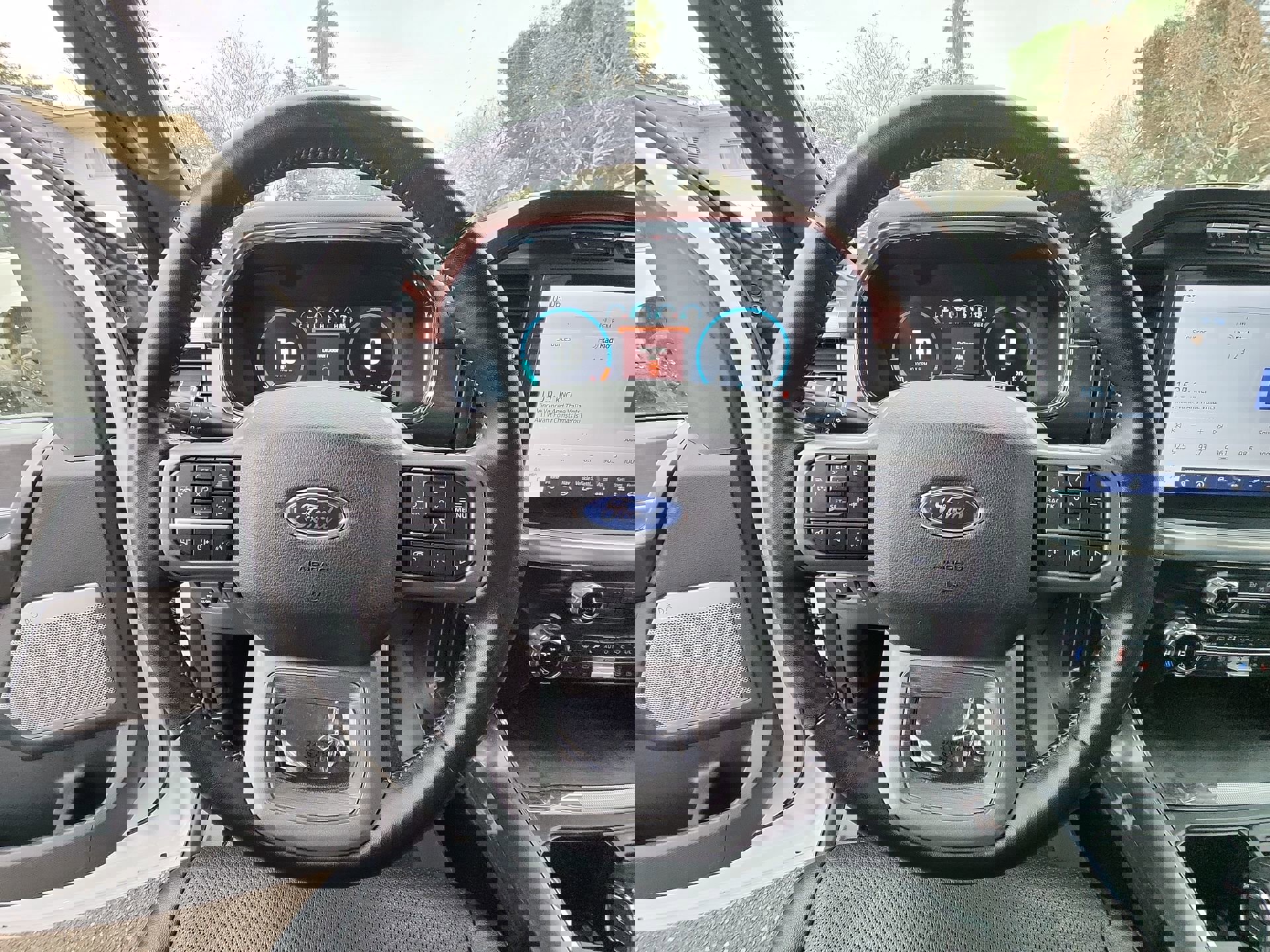 Used 2021 Ford F150 Lariat image 11