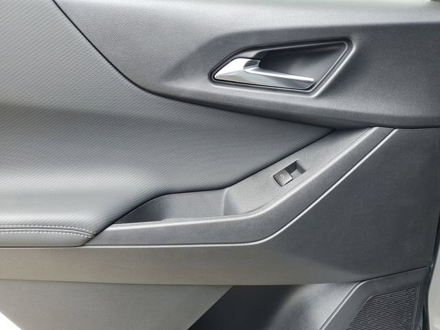 New 2026 Chevrolet Equinox LT w/ Safety and Technology Package image 6
