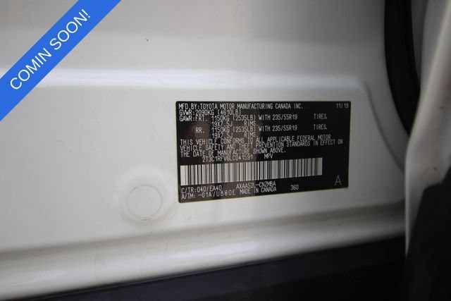 Used 2020 Toyota RAV4 XLE Premium FWD image 8