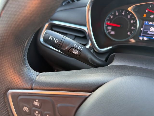 Used 2023 Chevrolet Equinox LT image 36