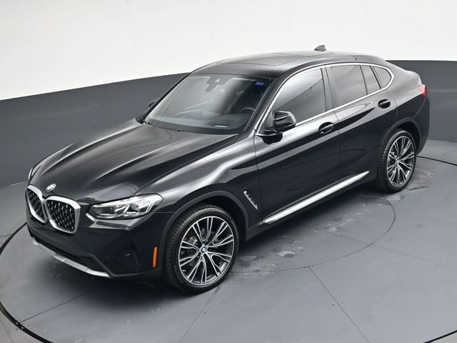 Used 2025 BMW X4 xDrive30i w/ Premium Package image 27