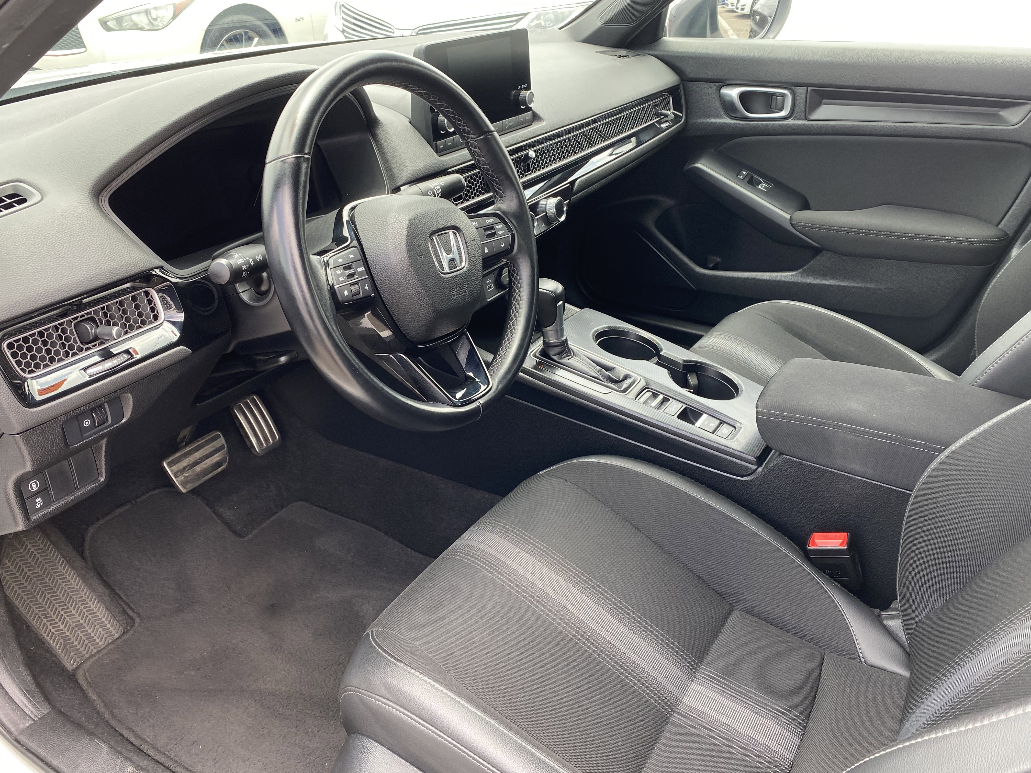 Used 2024 Honda Civic Sport image 12