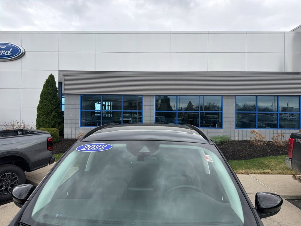 Used 2022 Ford Escape Titanium image 21