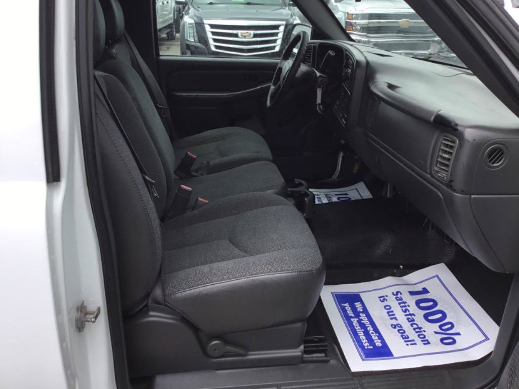 Used 2006 Chevrolet Silverado 1500 W/T RWD image 24