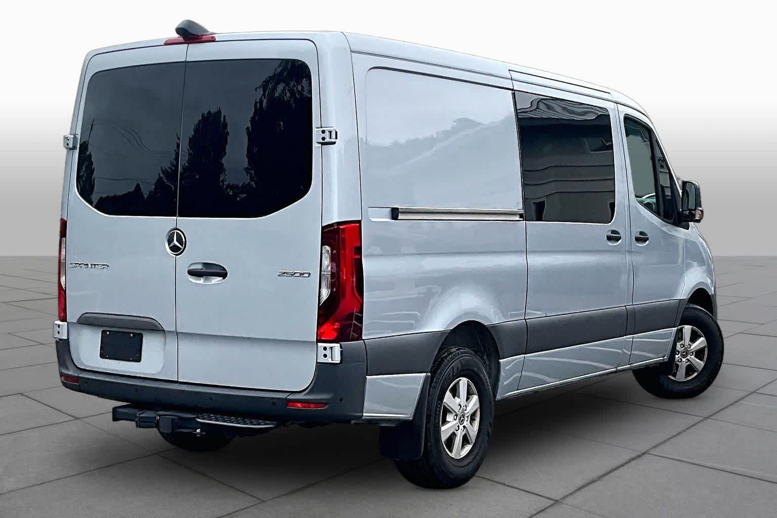 Used 2026 Mercedes-Benz Sprinter 2500 image 13
