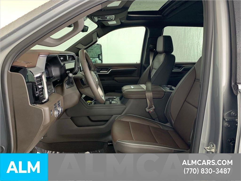 Used 2025 GMC Sierra 3500 Denali image 8