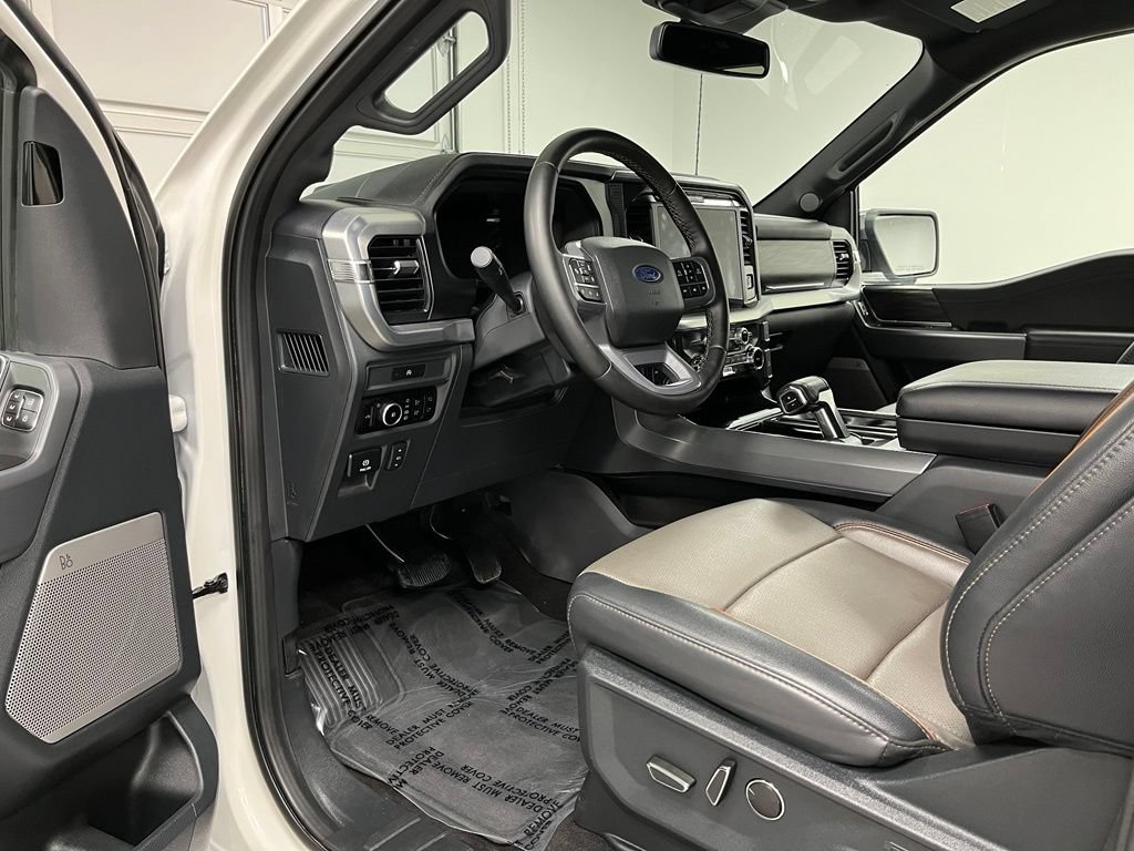 Used 2025 Ford F150 Lariat w/ Equipment Group 502A High AWD/4WD image 20