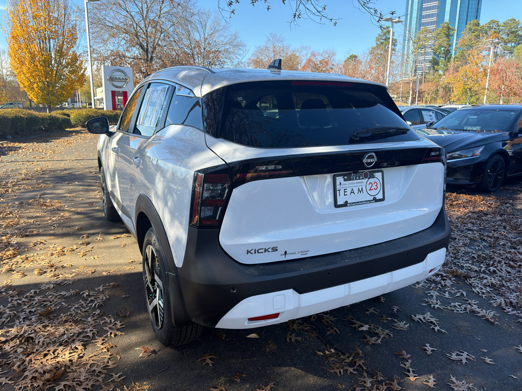 New 2026 Nissan Kicks SV w/ SV Premium Package image 5