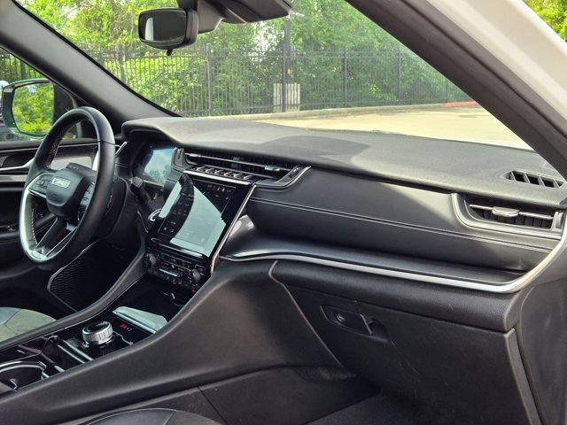 Used 2022 Jeep Grand Cherokee Altitude image 20