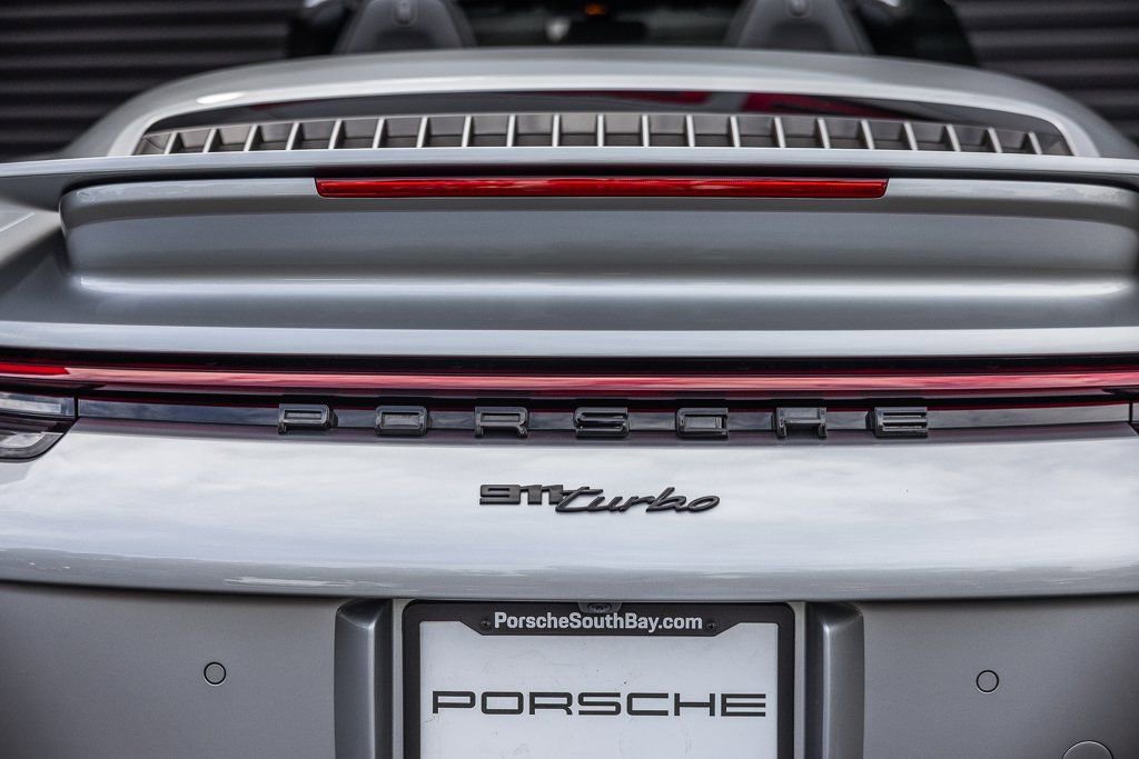 Certified 2022 Porsche 911 Turbo image 27