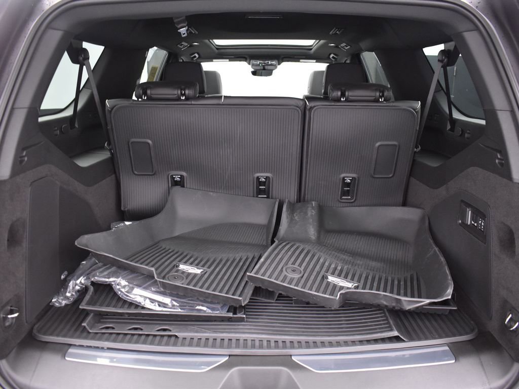 Certified 2026 Cadillac Escalade ESV Sport w/ Touring Package AWD/4WD image 10