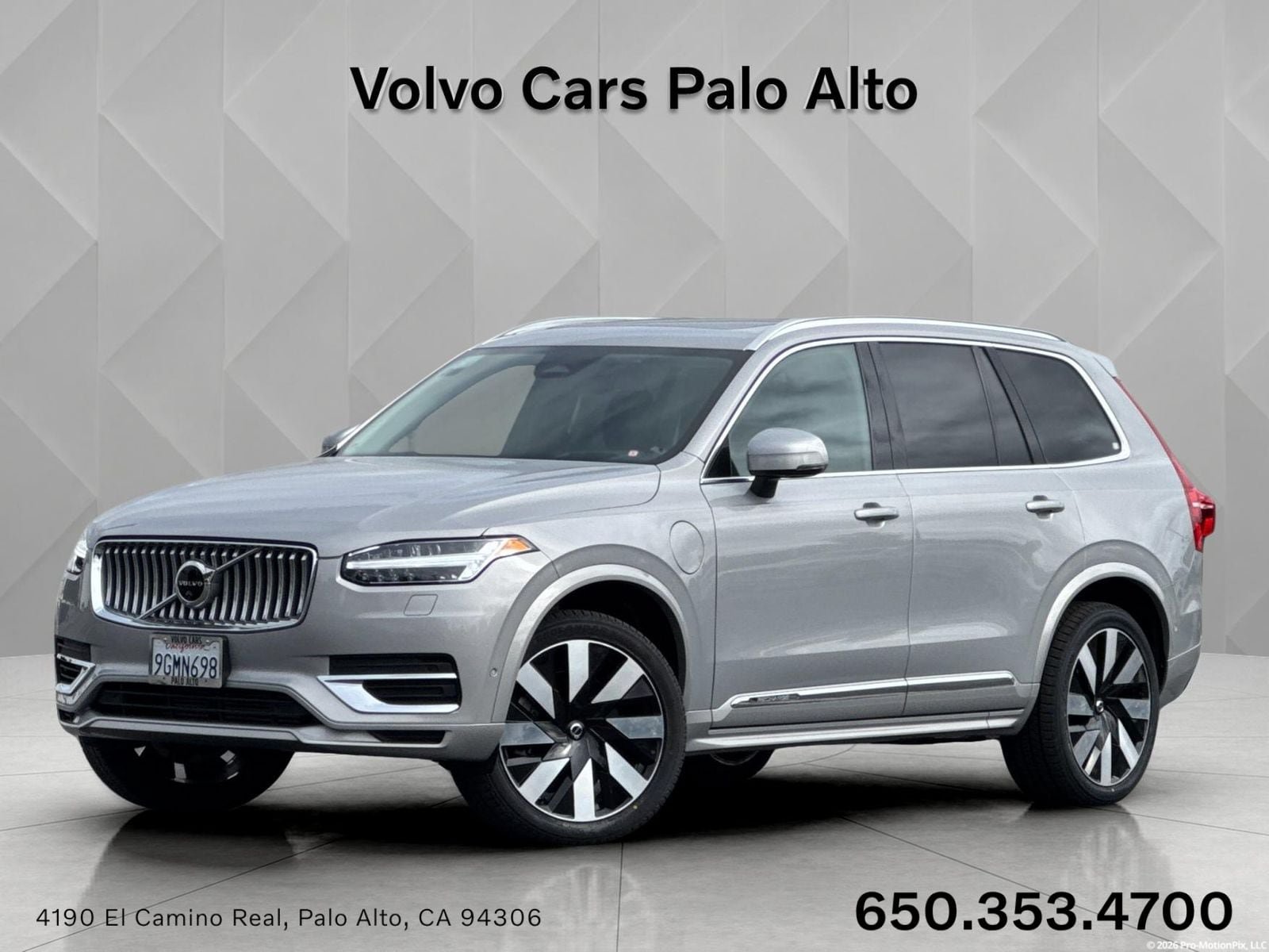 Certified 2023 Volvo XC90 T8 Ultimate w/ Protection Package AWD/4WD image 1