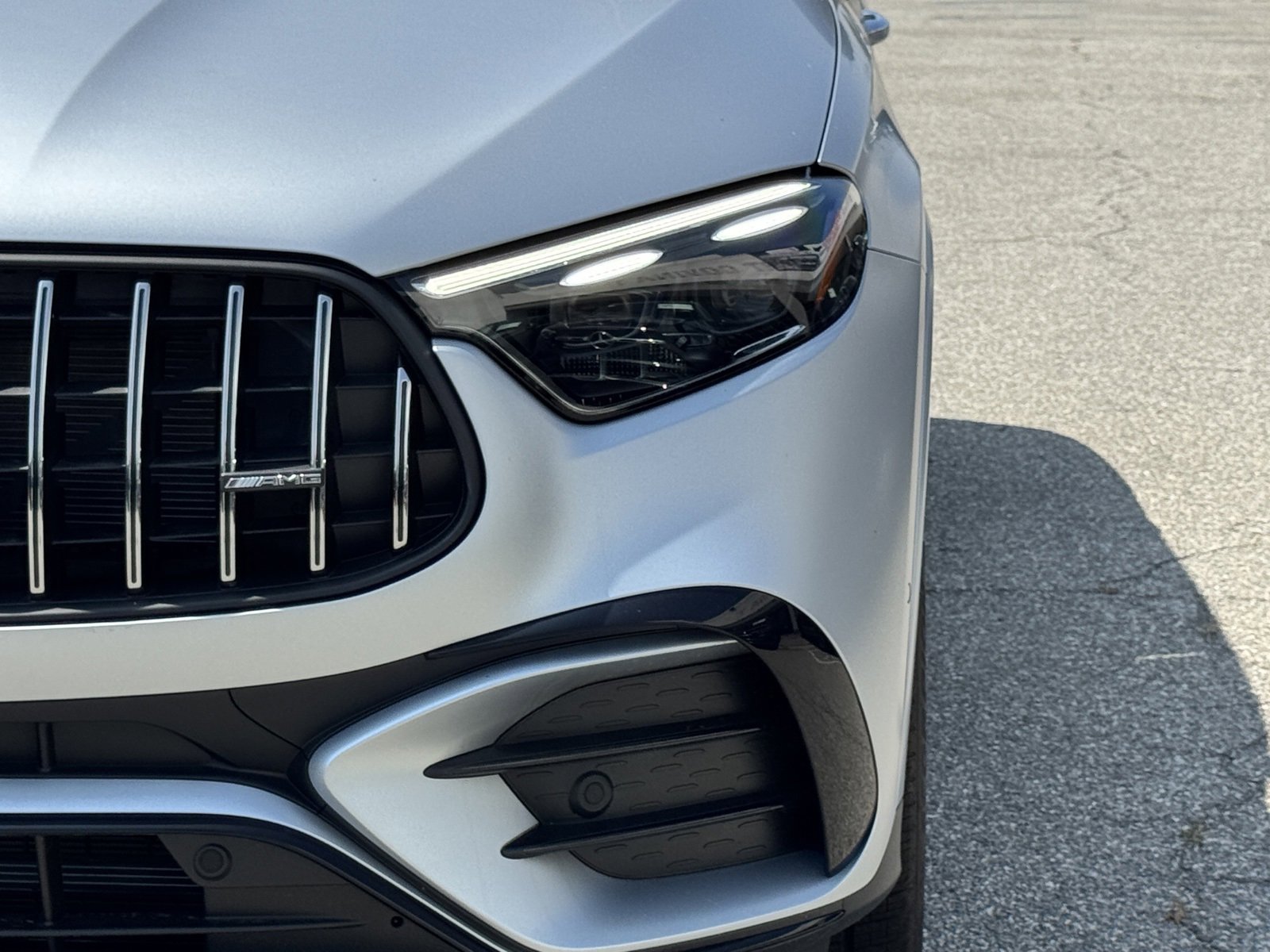 Used 2024 Mercedes-Benz GLC 43 AMG 4MATIC image 7