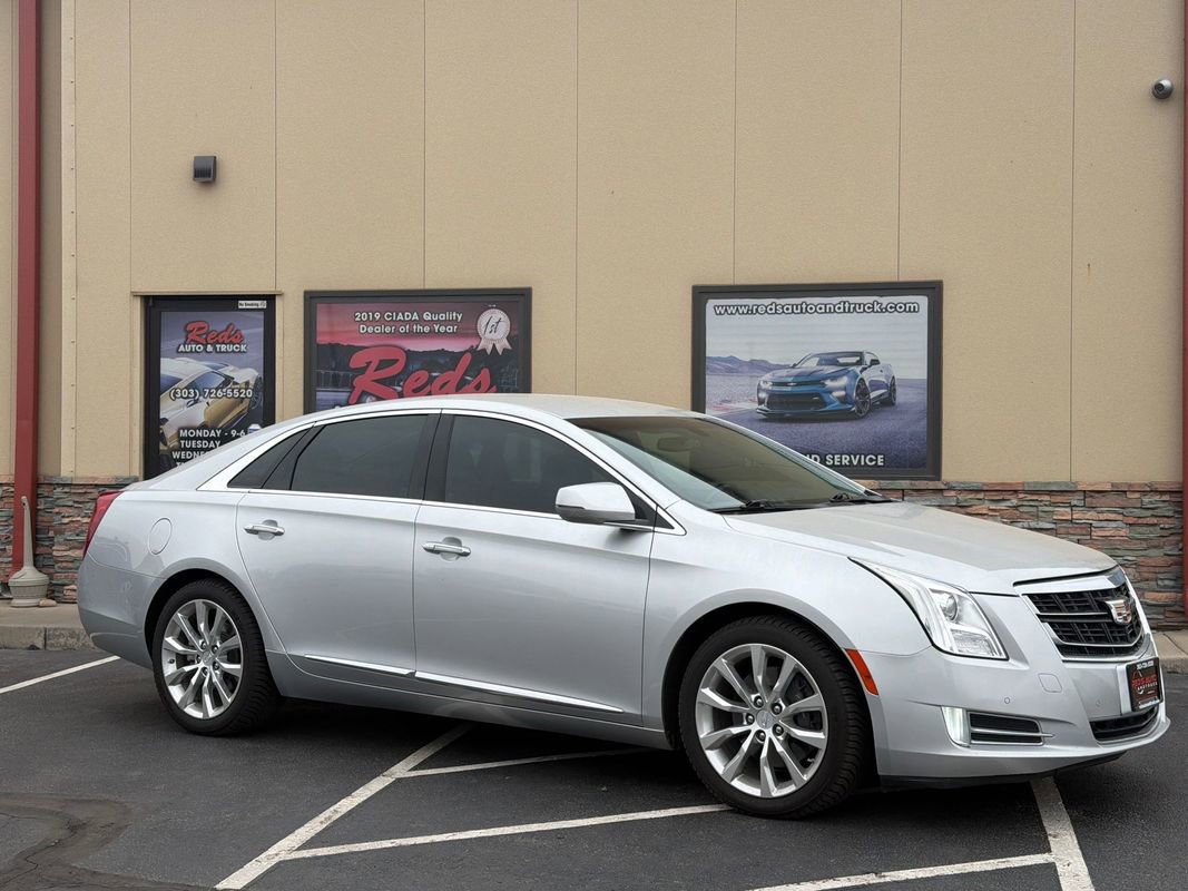 Used 2016 Cadillac XTS Luxury AWD/4WD image 3