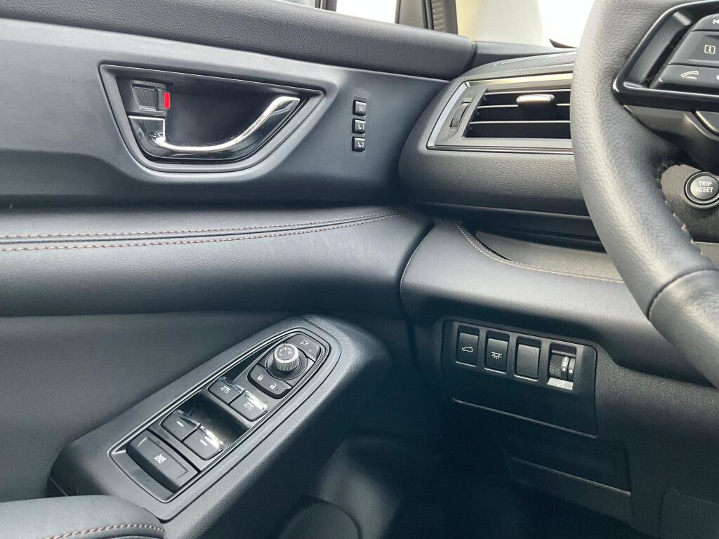 New 2026 Subaru Ascent Limited Bronze image 27