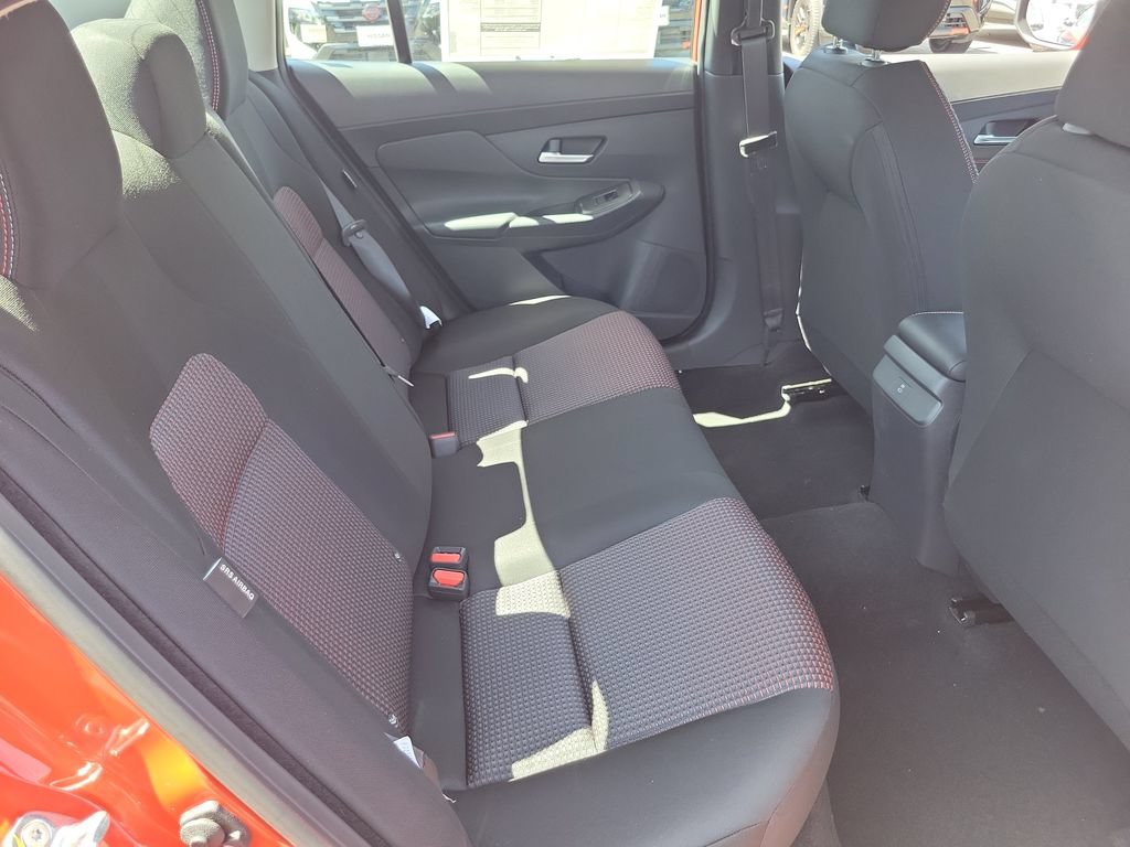 New 2027 Nissan Sentra SR FWD image 13