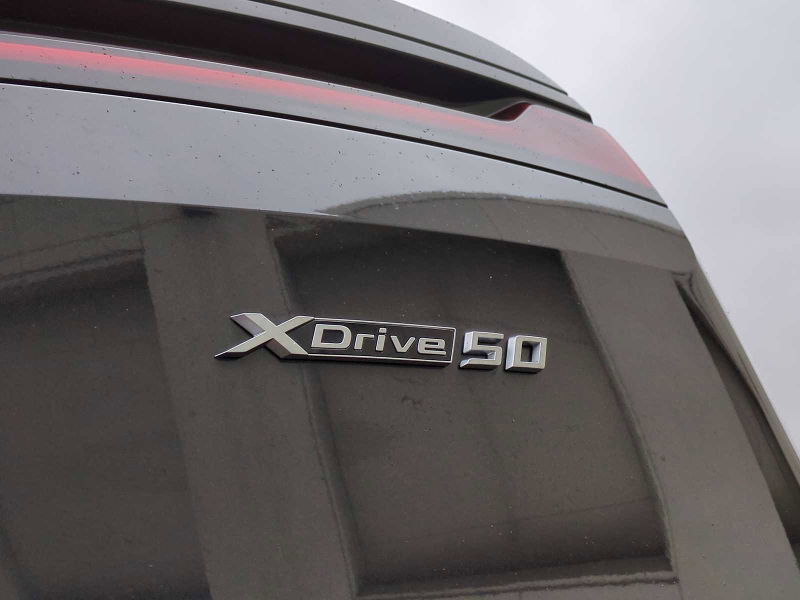 Used 2025 BMW iX xDrive50 image 39