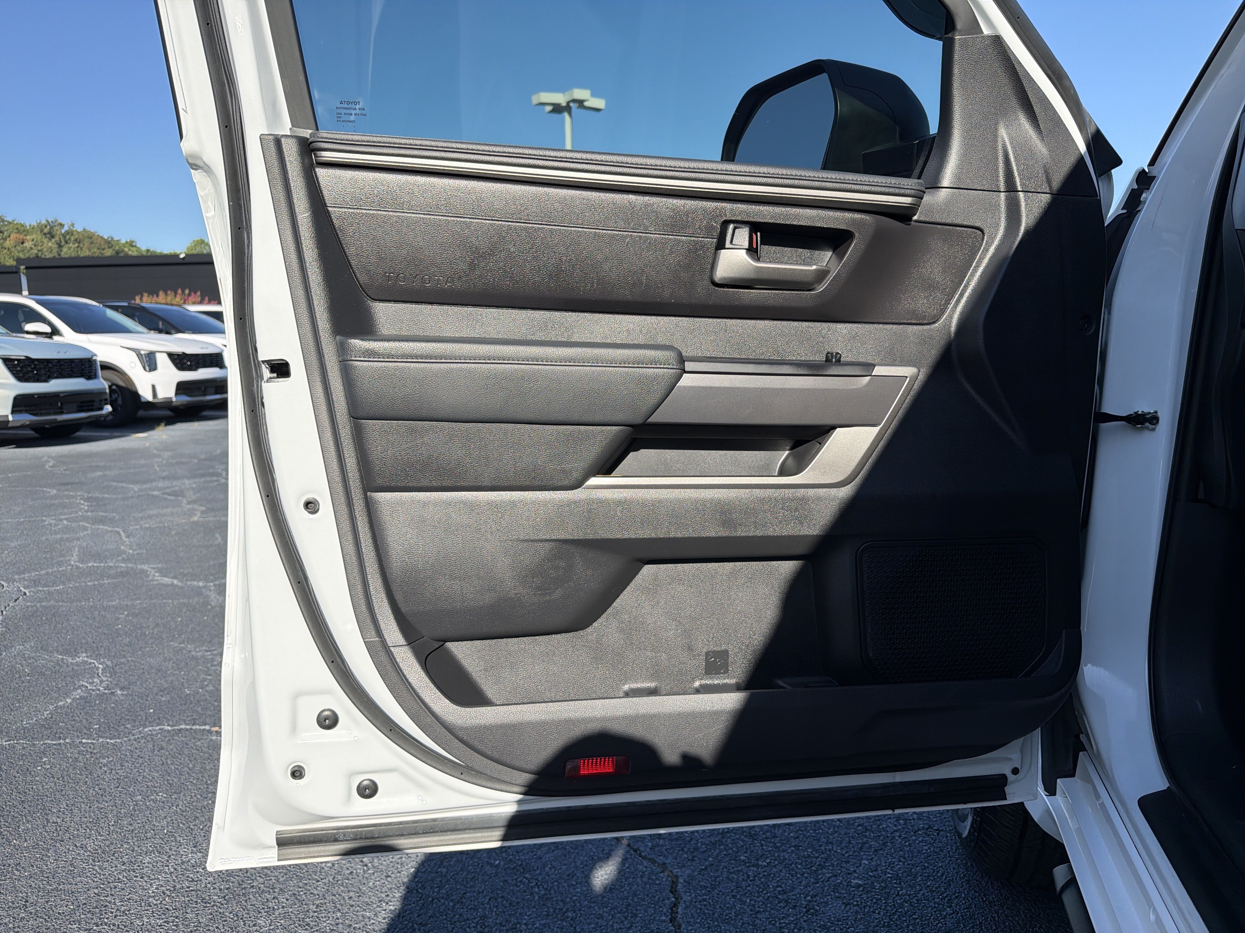 Used 2025 Toyota Tundra SR5 AWD/4WD image 10