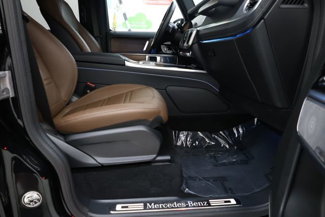 Used 2025 Mercedes-Benz G 550 image 76