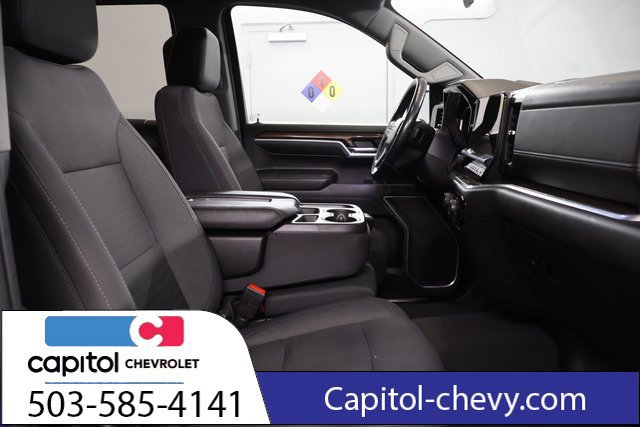Used 2022 Chevrolet Silverado 1500 RST AWD/4WD image 28