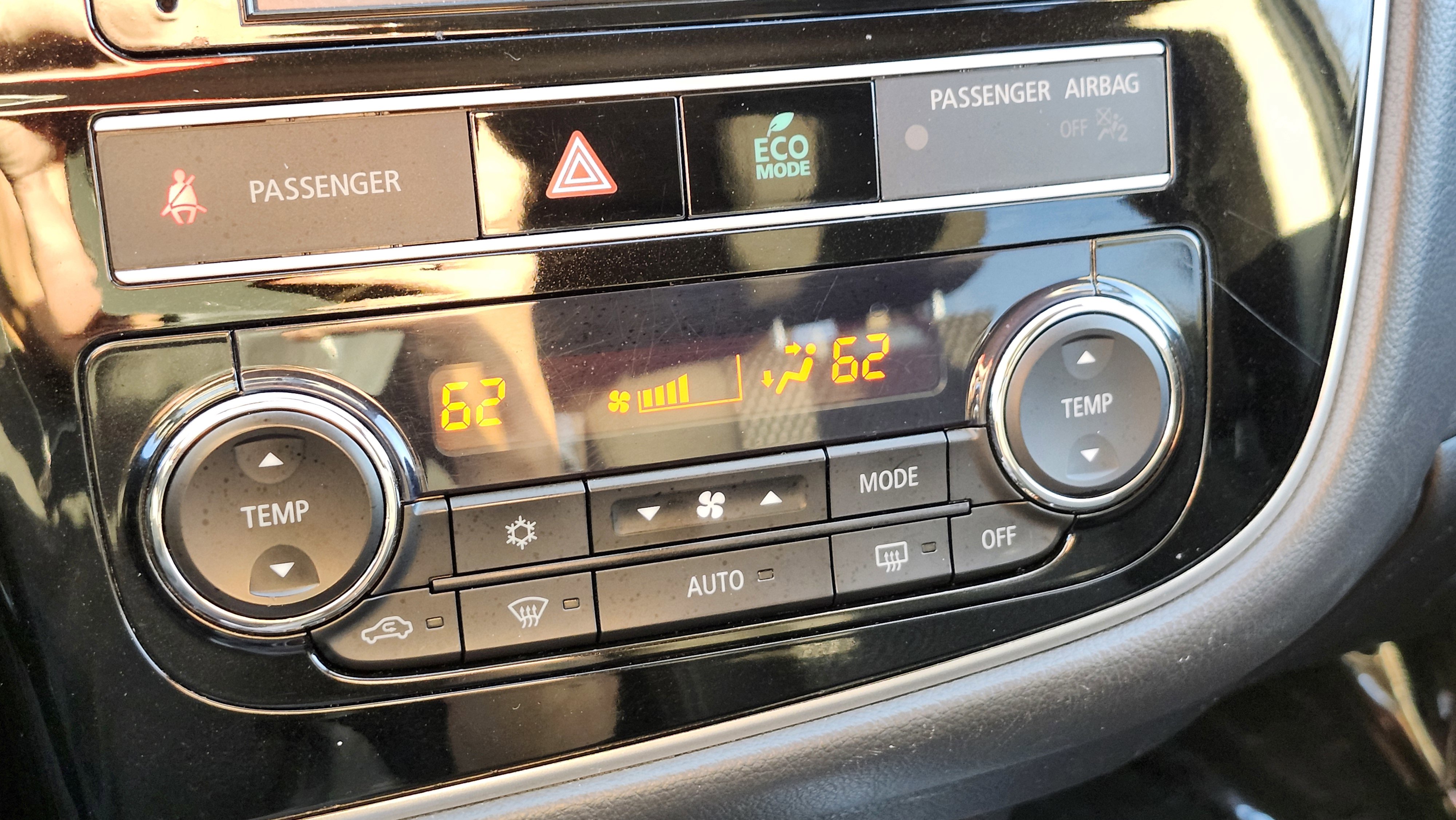 Used 2019 Mitsubishi Outlander ES image 24