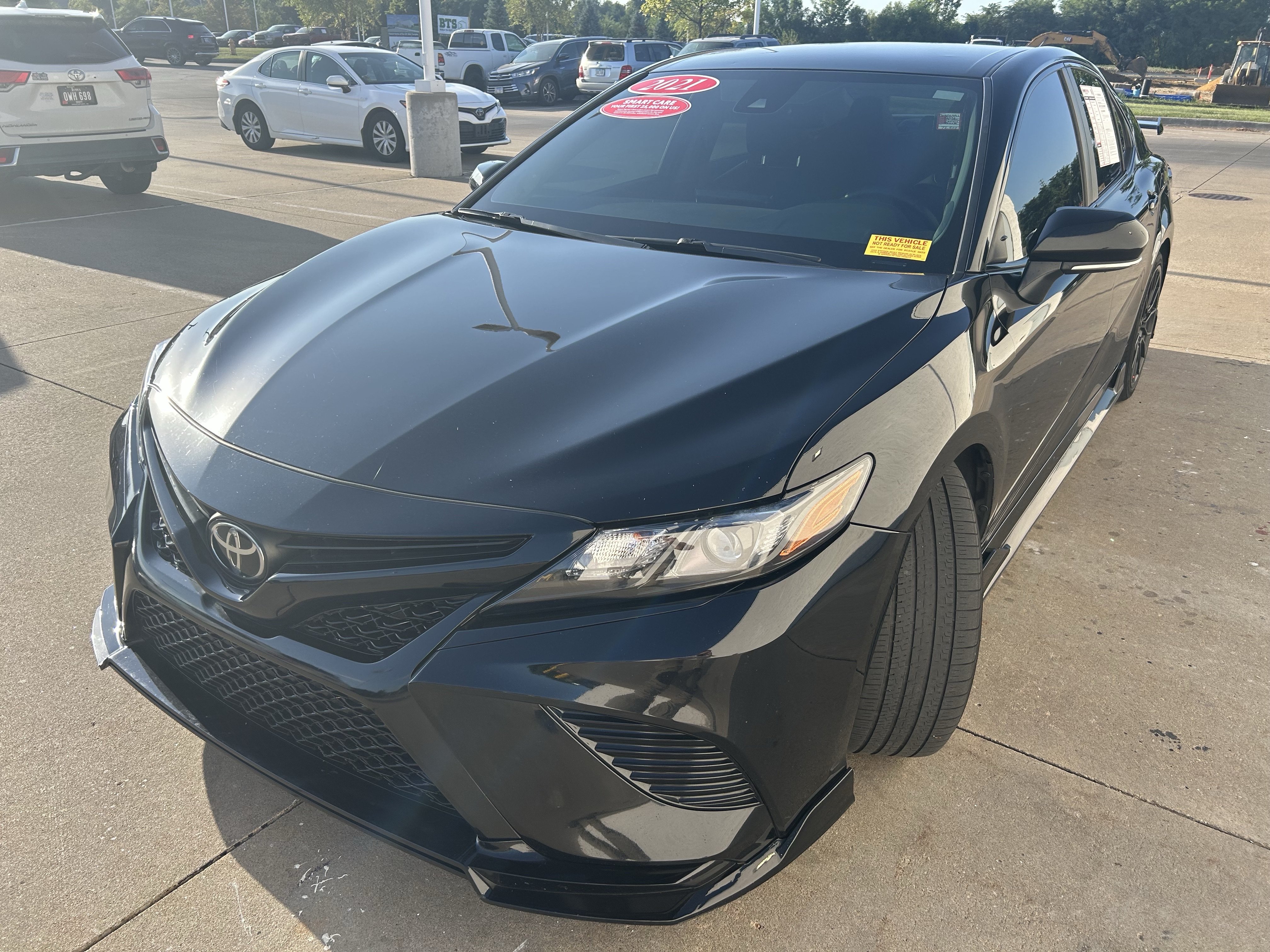 Used 2021 Toyota Camry TRD w/ TRD Package w/JBL Audio FWD image 3