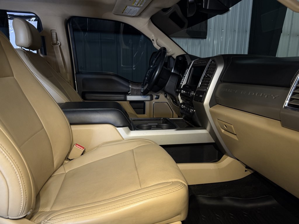 Used 2017 Ford F250 Lariat w/ Lariat Ultimate Package AWD/4WD image 20