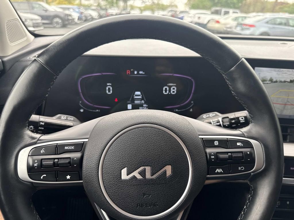 Used 2023 Kia Sportage EX AWD/4WD image 27