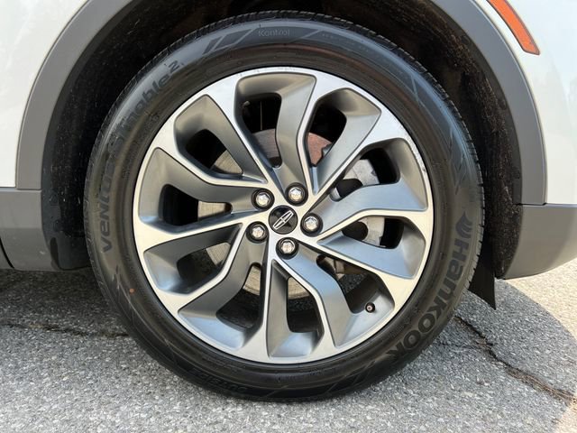 Used 2022 Lincoln Nautilus Reserve image 14