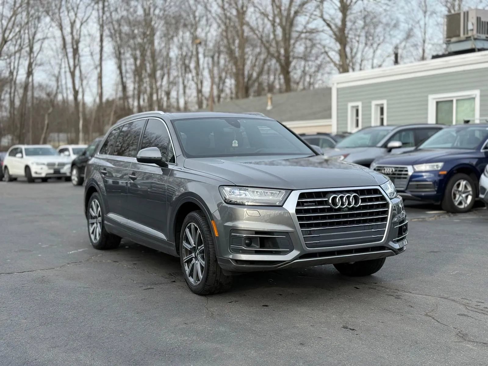 Used 2017 Audi Q7 3.0T Premium Plus image 5