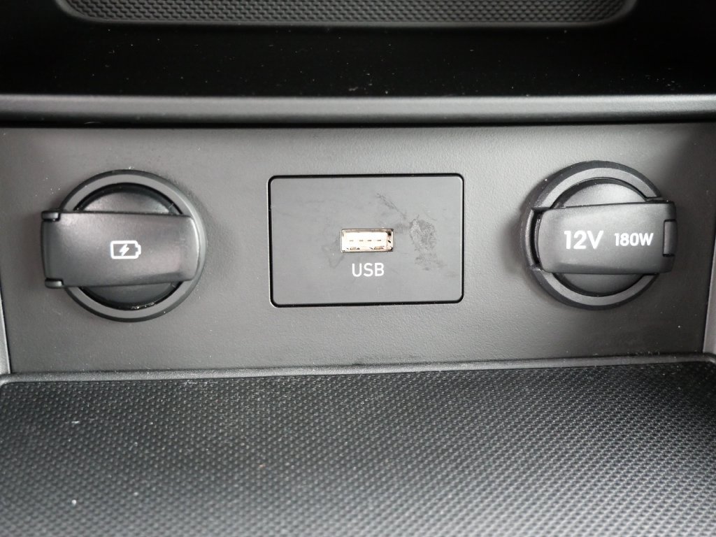 Used 2023 Hyundai Kona SEL AWD/4WD image 29