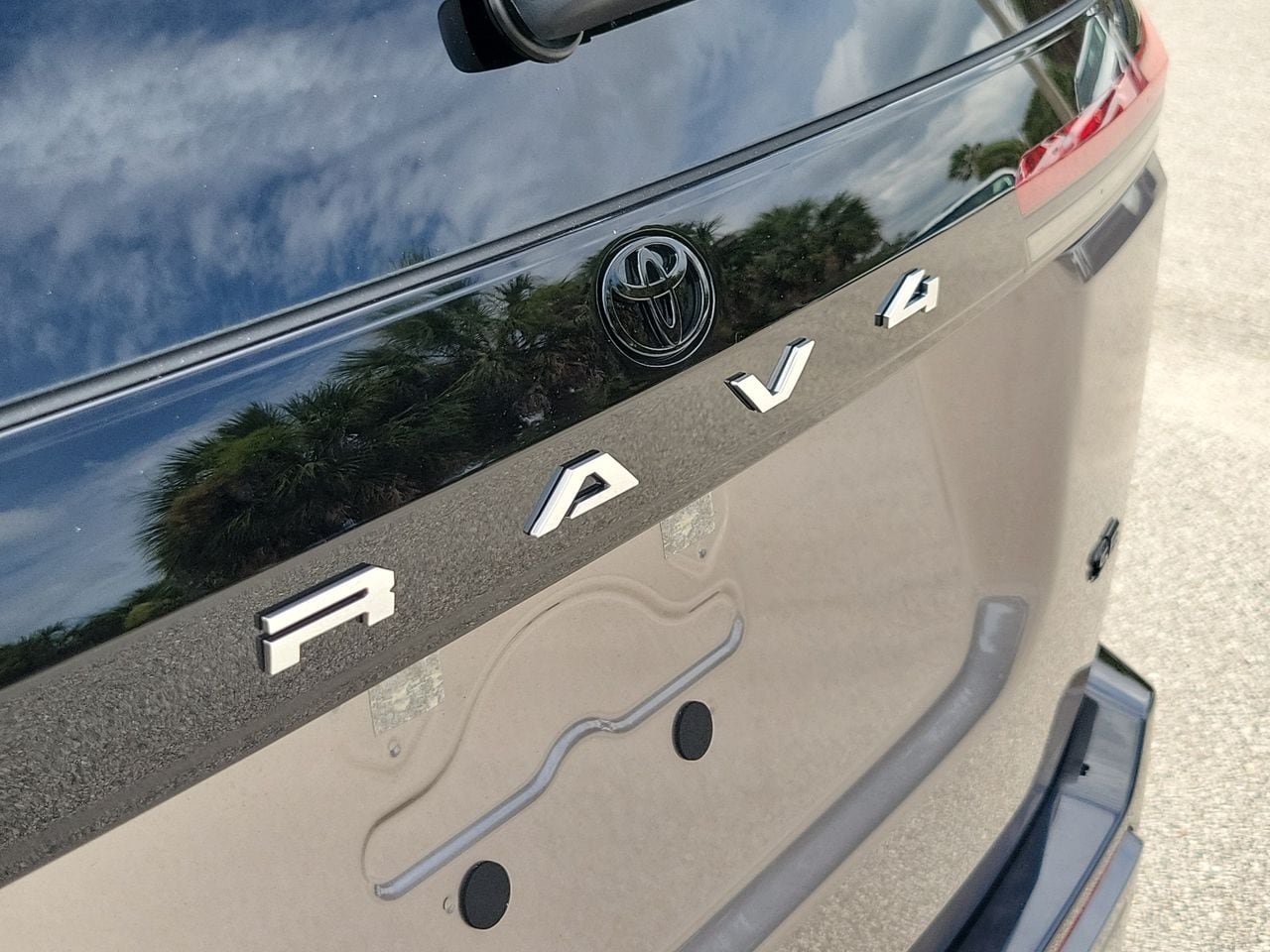 New 2026 Toyota RAV4 SE AWD/4WD image 6