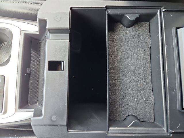 Used 2022 Ford Explorer XLT w/ Equipment Group 202A image 29