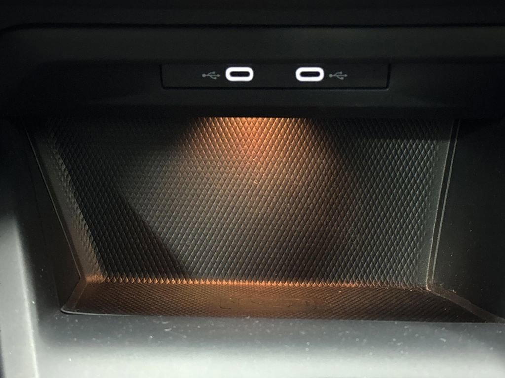 Used 2022 Volkswagen GTI SE image 24