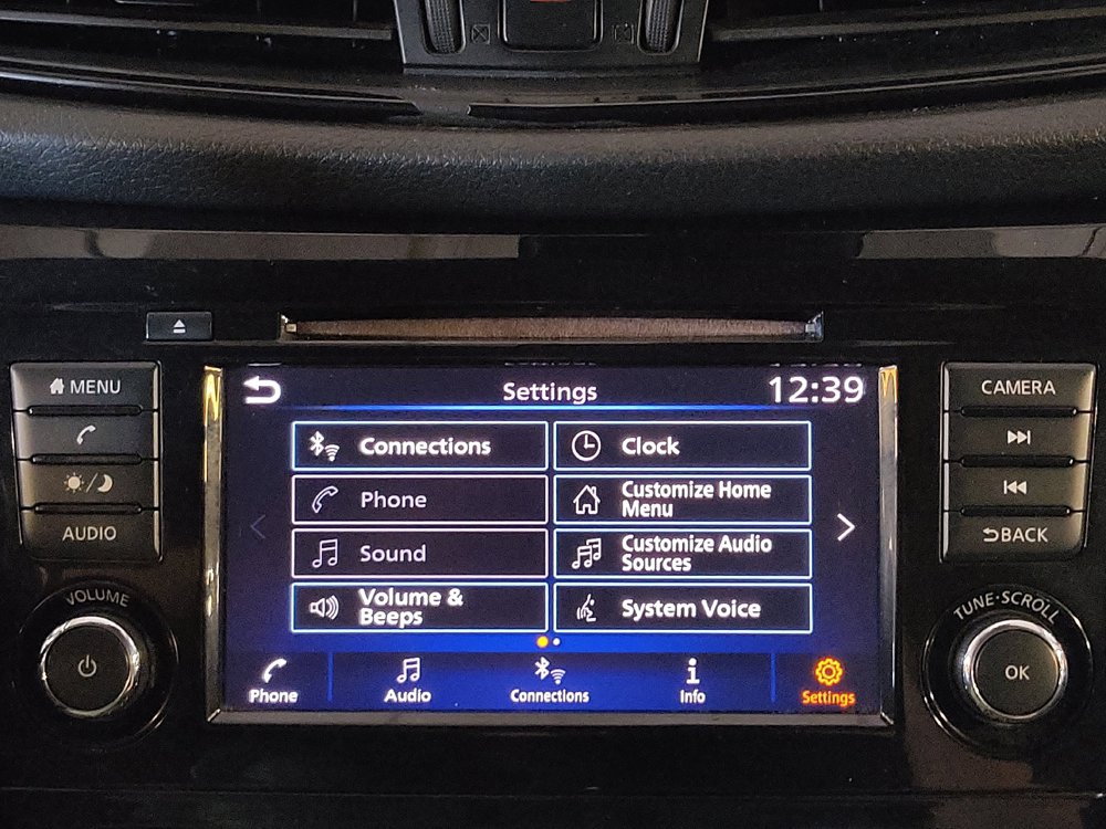 Used 2019 Nissan Rogue SV AWD/4WD image 25