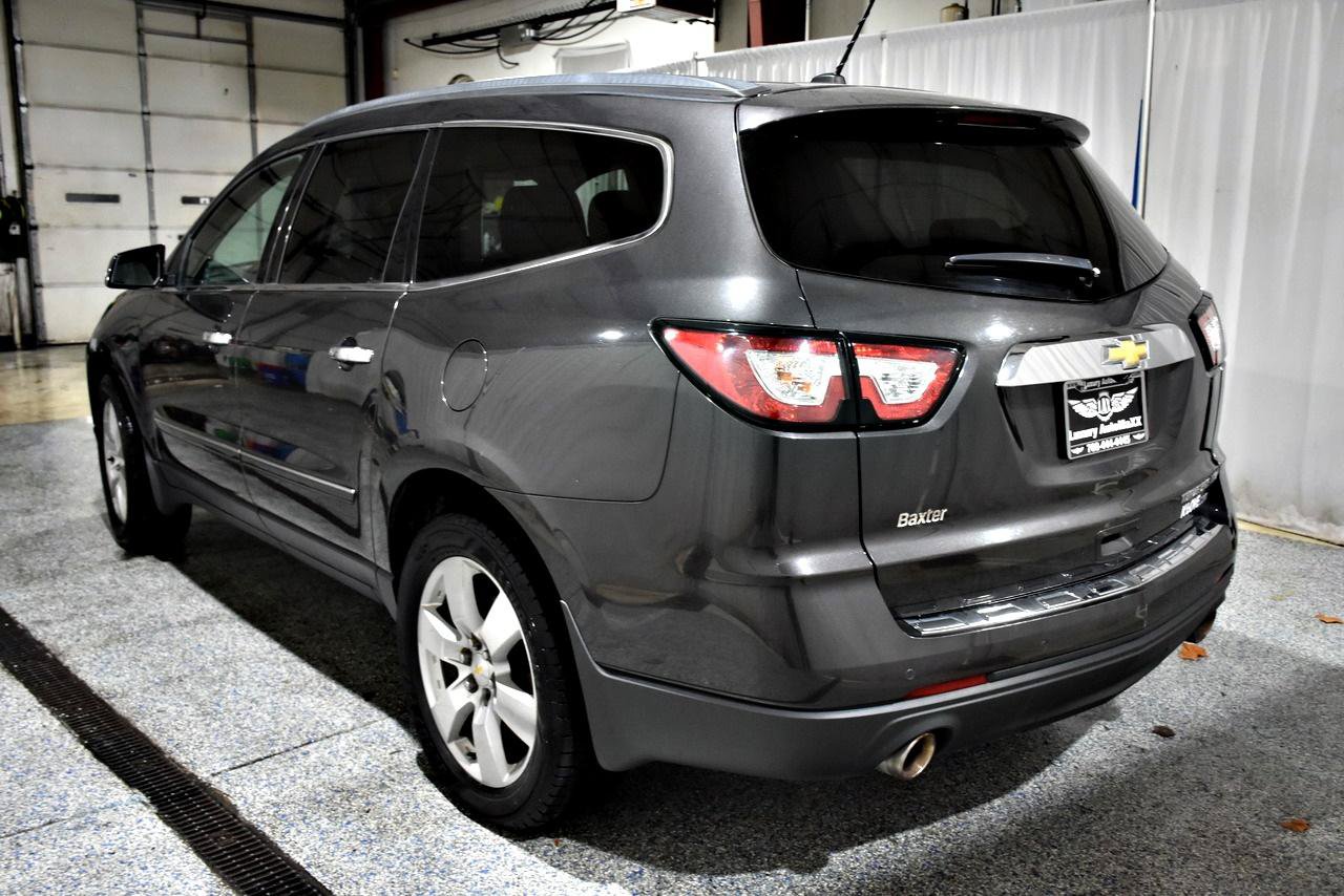 Used 2014 Chevrolet Traverse LTZ FWD image 4