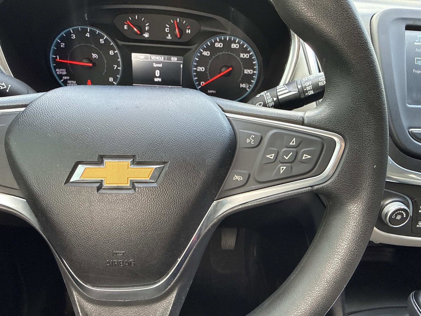 Used 2018 Chevrolet Equinox LS image 16