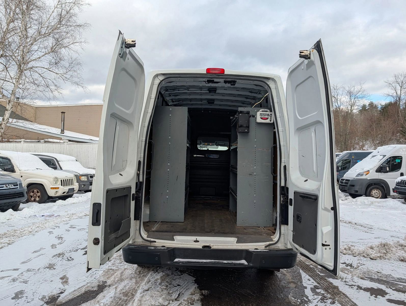 Used 2020 Nissan NV 2500 SV image 24